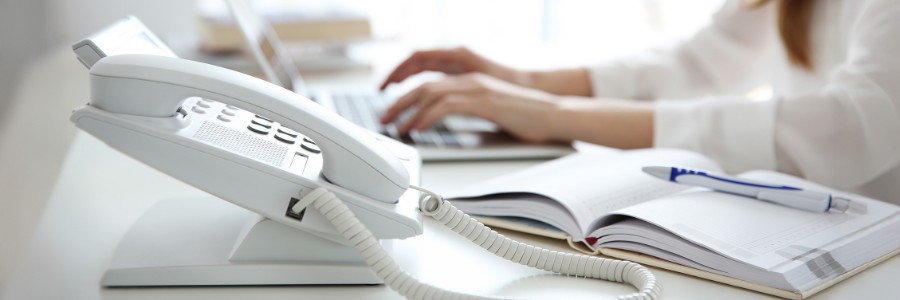 Choosing between cloud and on site VoIP hosting: A guide for businesses